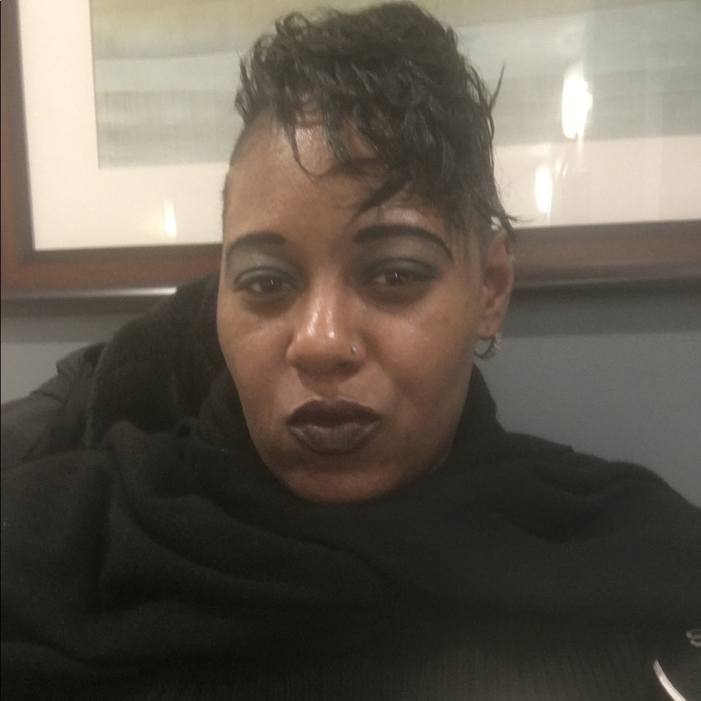 Meet your Posher, Antika